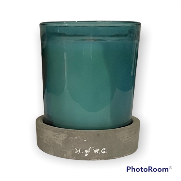 Makers of Wax Goods Other - M. of W.G. Sea Salt & Moss Scented Wood Wick Candle- NWT